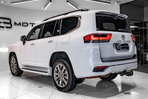 2025 Toyota Land Cruiser 300 Series ZX For Sale in Kenya