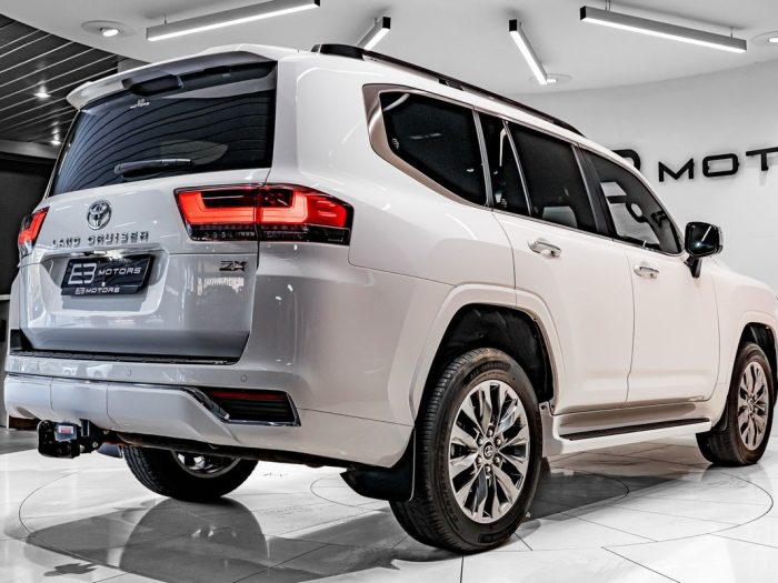 2025 Toyota Land Cruiser 300 Series ZX For Sale in Kenya