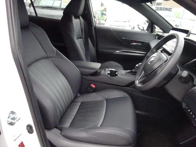 2025 Toyota Harrier Hybrid for sale in Kenya
