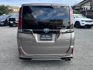 Toyota Esquire in Kenya | Price | Import