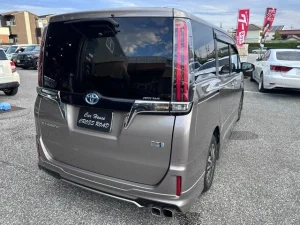 Toyota Esquire in Kenya | Price | Import
