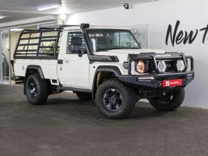 Toyota Land Cruiser 79 Series in Kenya