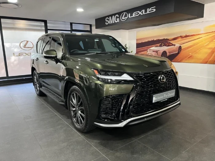 Lexus LX 700h in Kenya