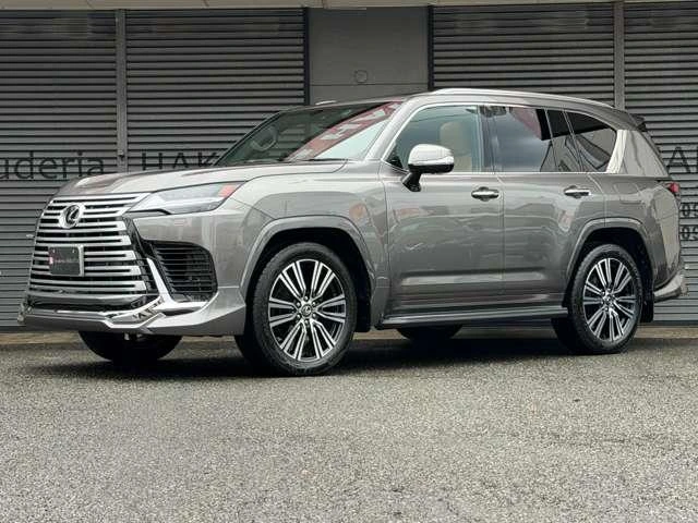 Lexus LX 600 in Kenya