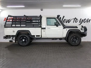 Toyota Land Cruiser 79 Series in Kenya