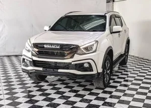 Mitsubishi Pajero Sport & Isuzu MUX For Hire in Kenya