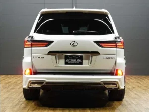 Lexus LX 570 in Kenya